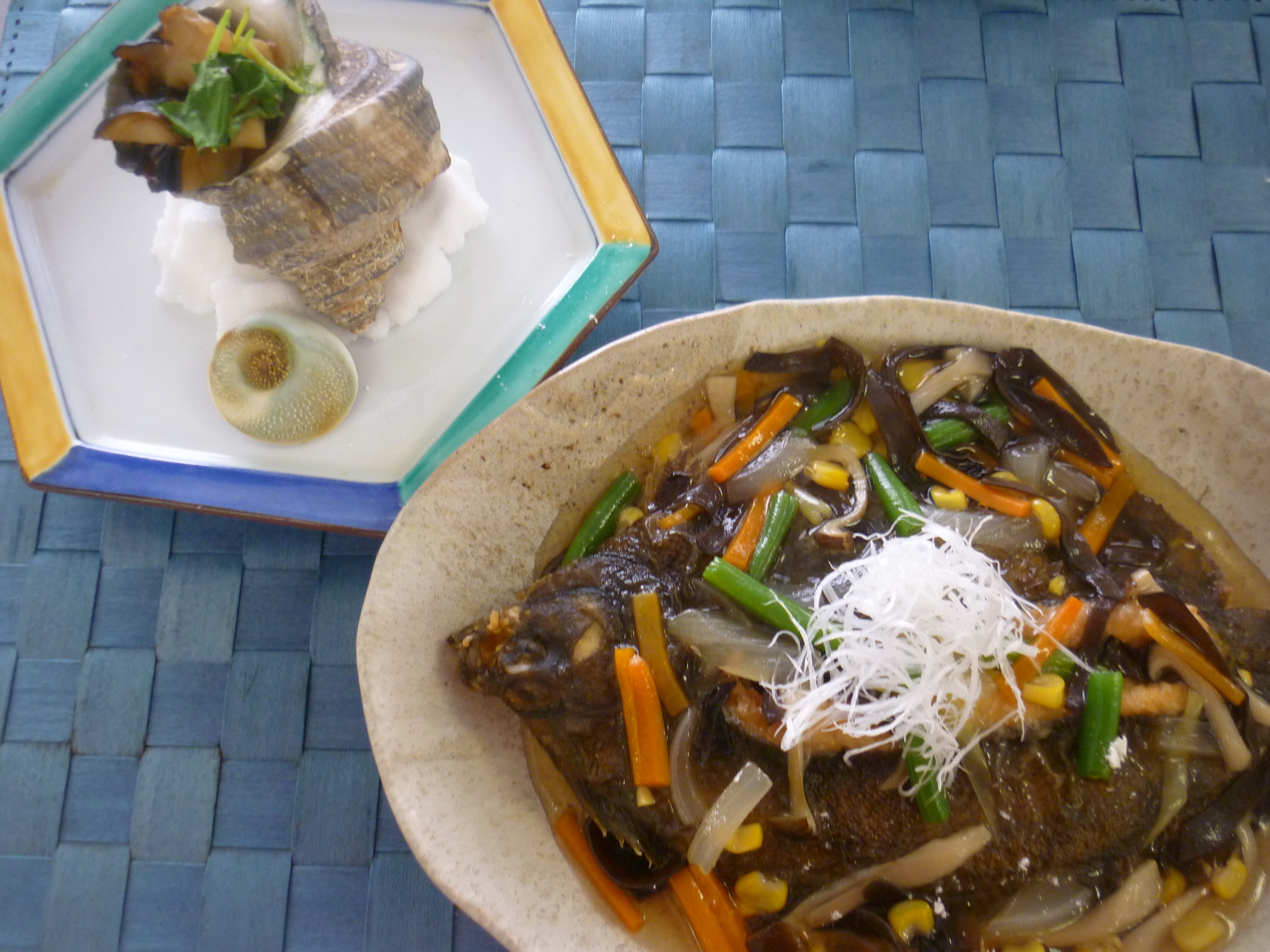 カレイの野菜あんかけ サザエのツボ焼き 進徳女子高等学校