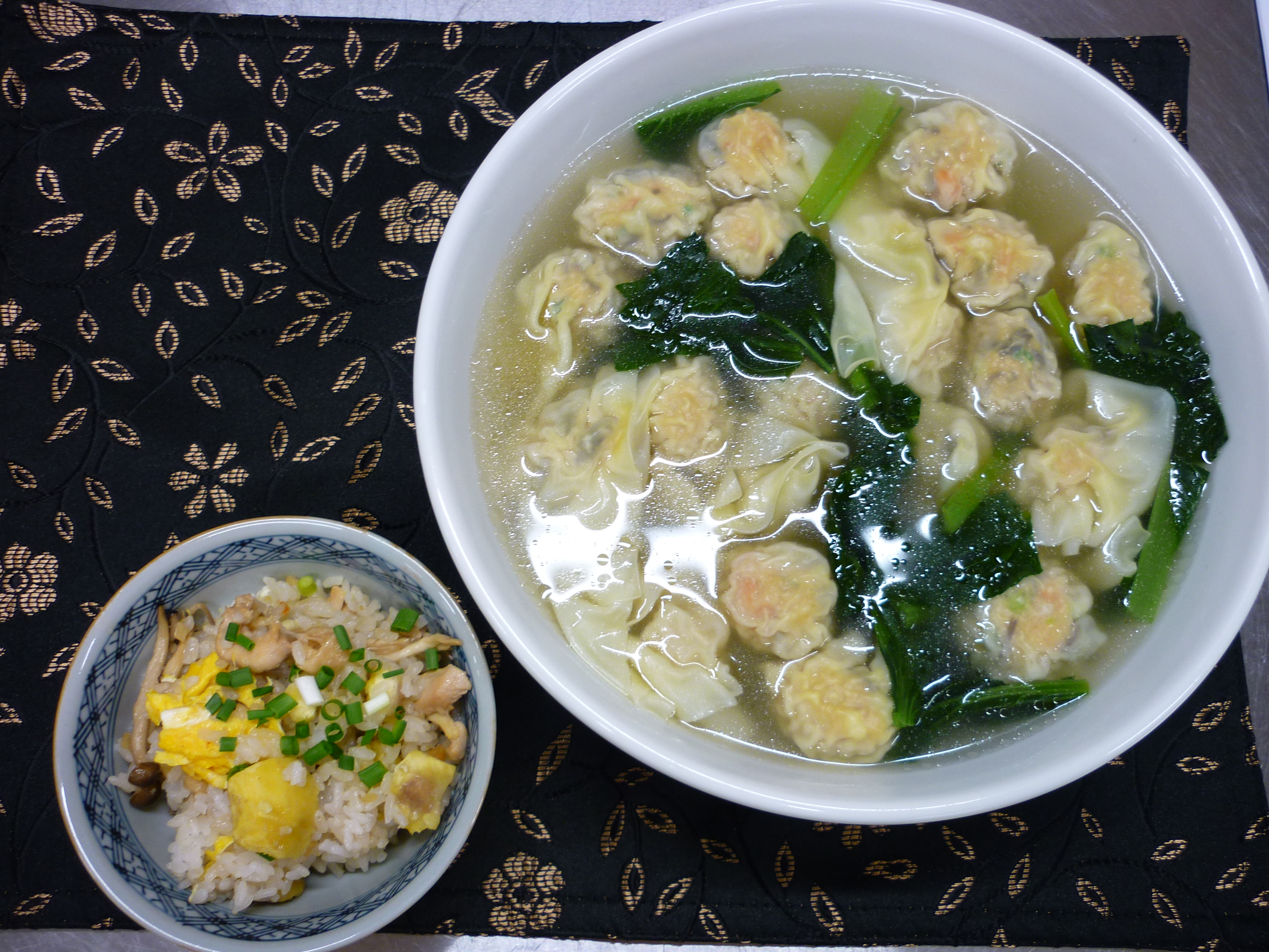 栗の混ぜご飯、雲吞スープ